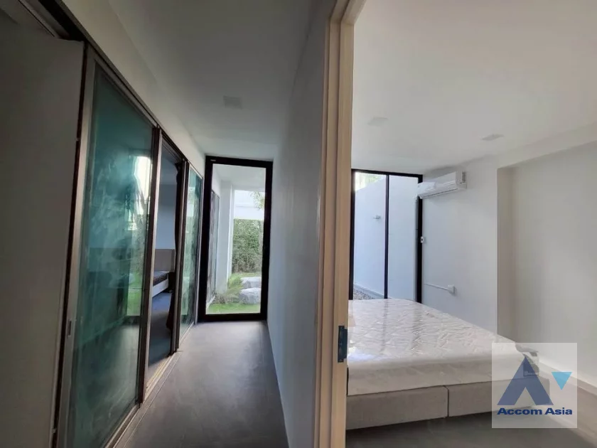 25  4 br House For Rent in Latkrabang ,Bangkok ARL Ban Thap Chang at VIVE Rama 9 AA46165
