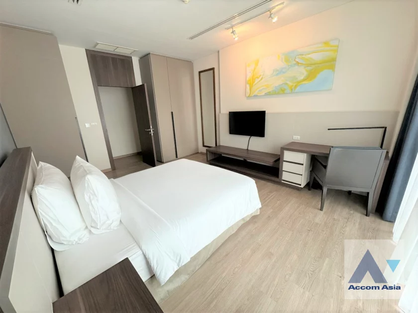 10  3 br Apartment For Rent in Sukhumvit ,Bangkok BTS Ploenchit at Brand New Apartment AA46167