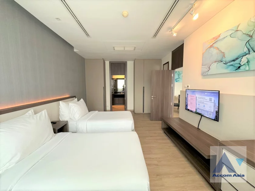 12  3 br Apartment For Rent in Sukhumvit ,Bangkok BTS Ploenchit at Brand New Apartment AA46167