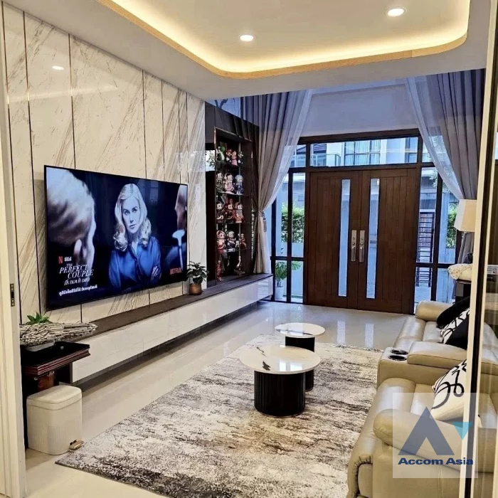  2  4 br House for rent and sale in Lat Phrao ,Bangkok MRT Thailand Cultural Center at THE CITY Ekkamai-Ladprao AA46171