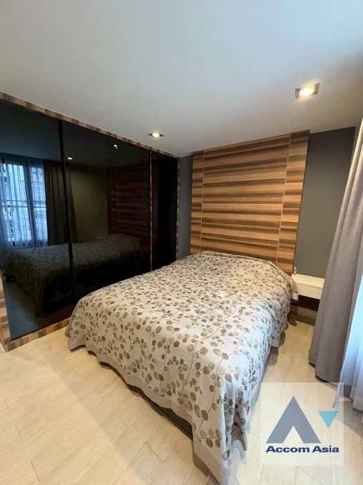 10  3 br House For Rent in Ploenchit ,Bangkok MRT Hua Lamphong AA46172
