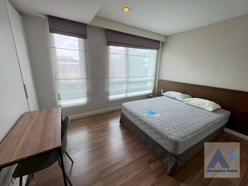 8  2 br Apartment for rent and sale in Sathorn ,Bangkok BTS Surasak at The Elegant Residence AA46177
