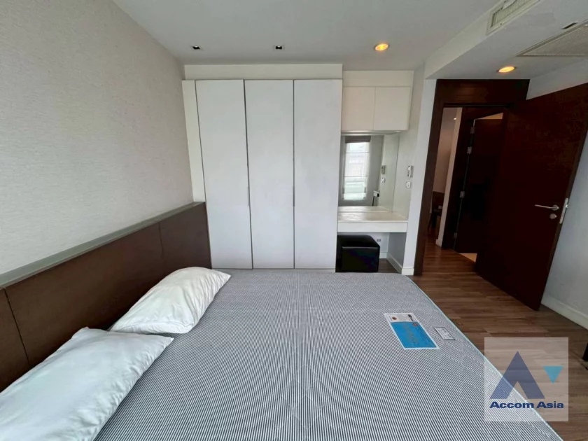 11  2 br Apartment for rent and sale in Sathorn ,Bangkok BTS Surasak at The Elegant Residence AA46177