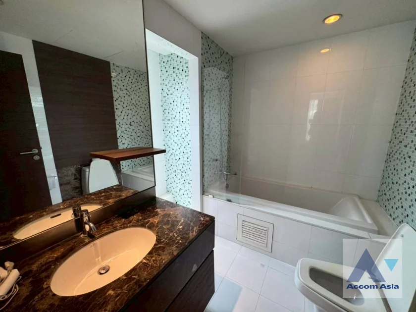 14  2 br Apartment for rent and sale in Sathorn ,Bangkok BTS Surasak at The Elegant Residence AA46177