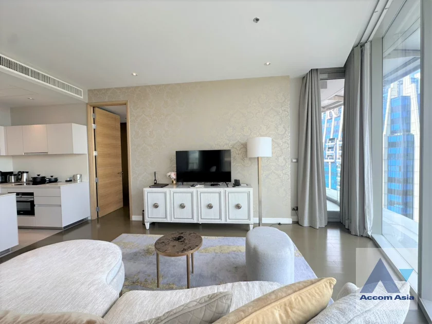 4  2 br Apartment For Rent in Ploenchit ,Bangkok BTS Ratchadamri at Luxury Service Residence AA46180