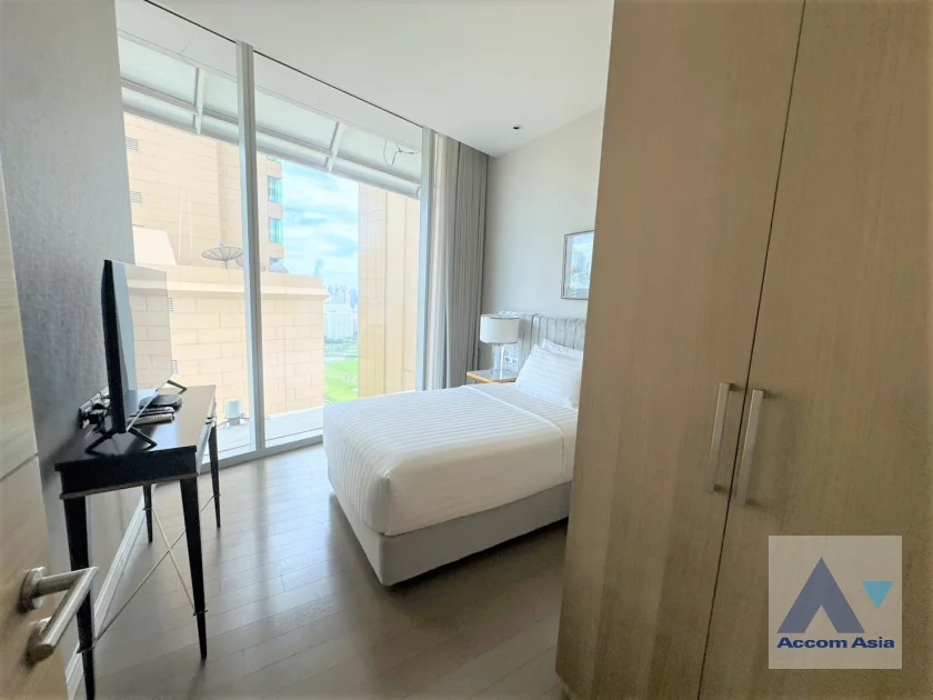 10  2 br Apartment For Rent in Ploenchit ,Bangkok BTS Ratchadamri at Luxury Service Residence AA46180