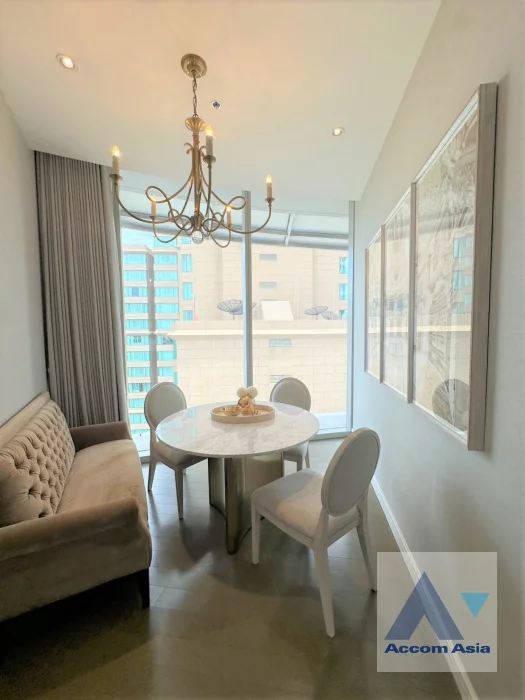 7  2 br Apartment For Rent in Ploenchit ,Bangkok BTS Ratchadamri at Luxury Service Residence AA46180