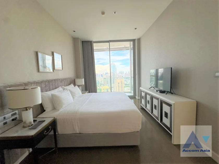 8  2 br Apartment For Rent in Ploenchit ,Bangkok BTS Ratchadamri at Luxury Service Residence AA46180