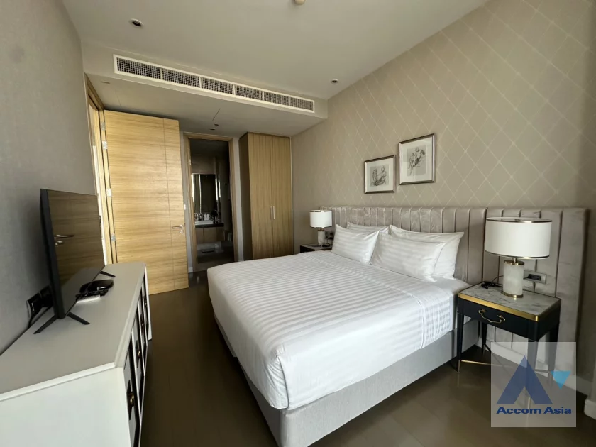 9  2 br Apartment For Rent in Ploenchit ,Bangkok BTS Ratchadamri at Luxury Service Residence AA46180