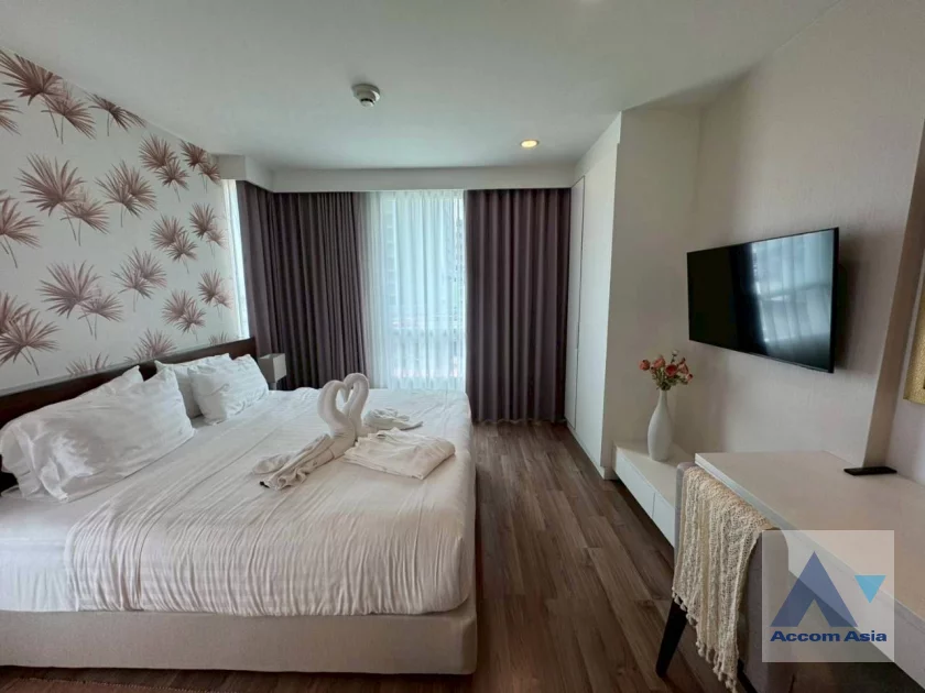 10  2 br Apartment for rent and sale in Sathorn ,Bangkok BTS Surasak at The Elegant Residence AA46184