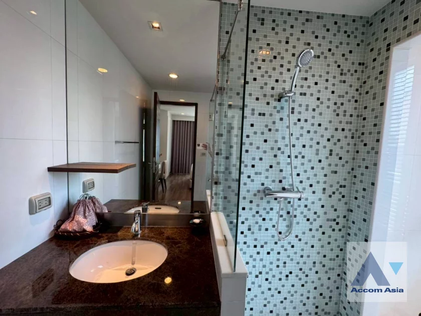 15  2 br Apartment for rent and sale in Sathorn ,Bangkok BTS Surasak at The Elegant Residence AA46184