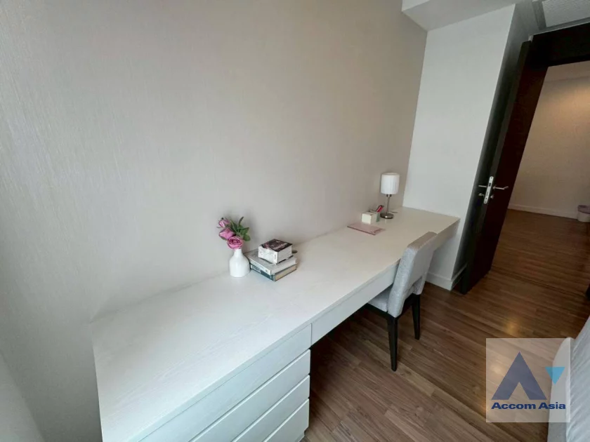 7  2 br Apartment for rent and sale in Sathorn ,Bangkok BTS Surasak at The Elegant Residence AA46184