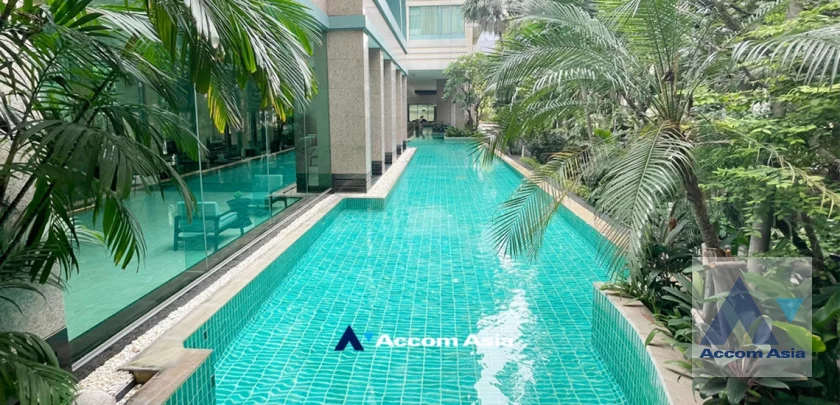 unit 3 Bedrooms  Condominium For Rent & Sale in Ploenchit, Bangkok  near BTS Chitlom (AA46185)