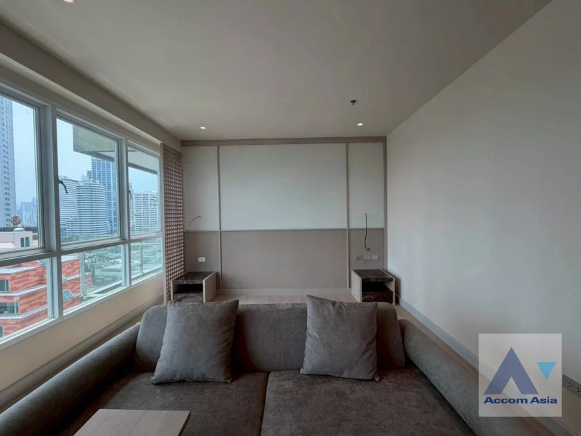 17  3 br Apartment For Rent in Sukhumvit ,Bangkok BTS Asok - MRT Sukhumvit at Serviced Apartment with Park view AA46189
