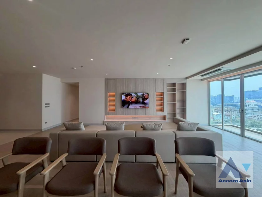 4  3 br Apartment For Rent in Sukhumvit ,Bangkok BTS Asok - MRT Sukhumvit at Serviced Apartment with Park view AA46189