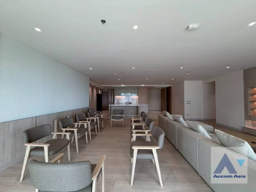 5  3 br Apartment For Rent in Sukhumvit ,Bangkok BTS Asok - MRT Sukhumvit at Serviced Apartment with Park view AA46189