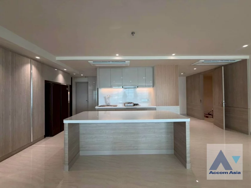 6  3 br Apartment For Rent in Sukhumvit ,Bangkok BTS Asok - MRT Sukhumvit at Serviced Apartment with Park view AA46189