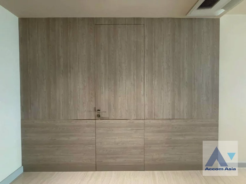 23  3 br Apartment For Rent in Sukhumvit ,Bangkok BTS Asok - MRT Sukhumvit at Serviced Apartment with Park view AA46189