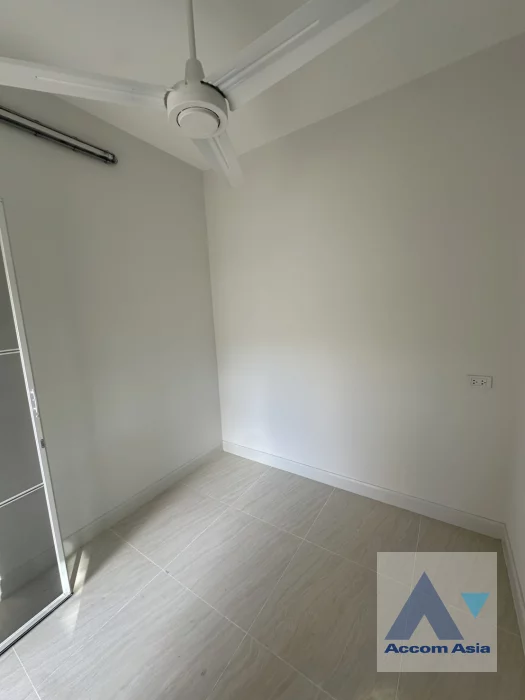 16  5 br House For Rent in Sathorn ,Bangkok  at Peaceful Compound AA46190