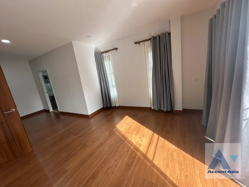 6  5 br House For Rent in Sathorn ,Bangkok  at Peaceful Compound AA46190