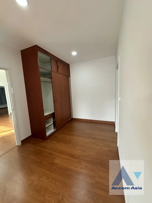 14  5 br House For Rent in Sathorn ,Bangkok  at Peaceful Compound AA46190