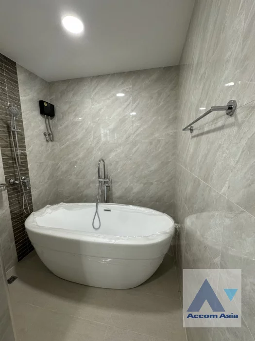 22  5 br House For Rent in Sathorn ,Bangkok  at Peaceful Compound AA46190