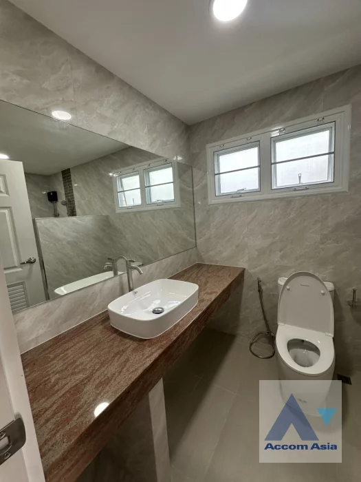 21  5 br House For Rent in Sathorn ,Bangkok  at Peaceful Compound AA46190