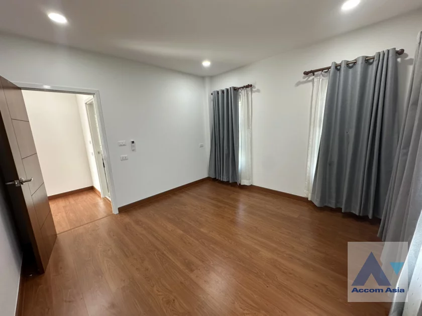 8  5 br House For Rent in Sathorn ,Bangkok  at Peaceful Compound AA46190