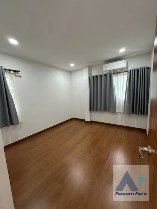 12  5 br House For Rent in Sathorn ,Bangkok  at Peaceful Compound AA46190