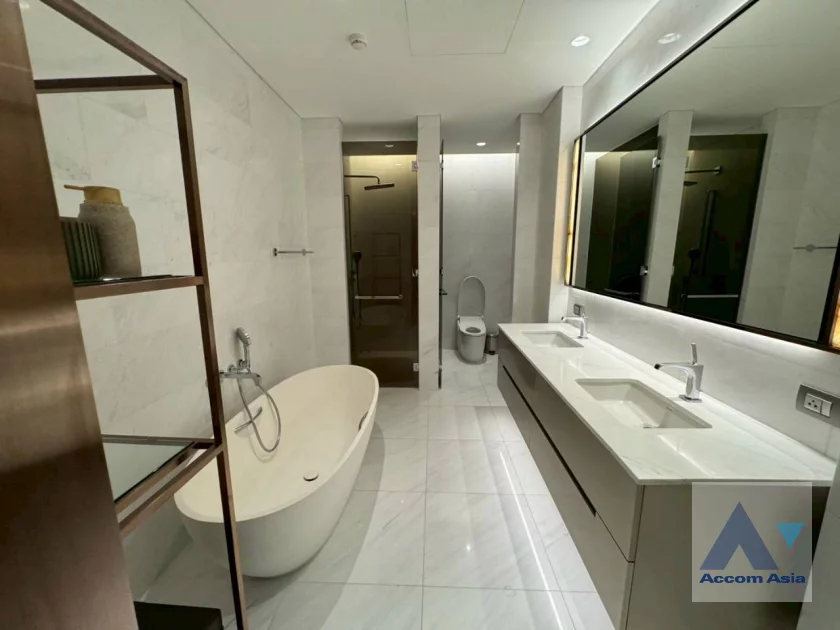 12  2 br Condominium for rent and sale in Ploenchit ,Bangkok BTS Chitlom at The Residences at Sindhorn Kempinski Hotel Bangkok AA46197