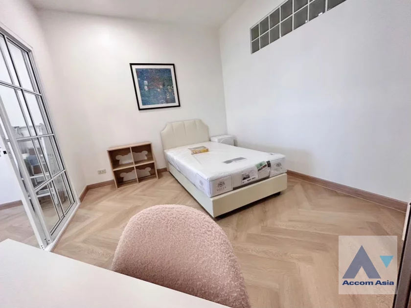 6  2 br Condominium for rent and sale in Sathorn ,Bangkok BRT Thanon Chan at Baan Nonzee AA46198