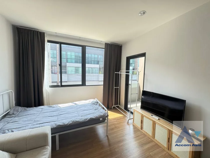 16  3 br Townhouse For Rent in Krungthep Kreetha ,Bangkok  at Newly modern style living place AA46199