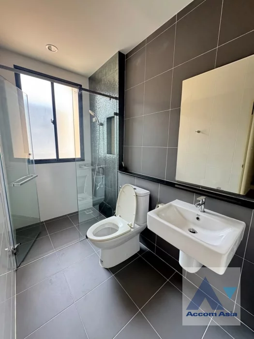 23  3 br Townhouse For Rent in Krungthep Kreetha ,Bangkok  at Newly modern style living place AA46199