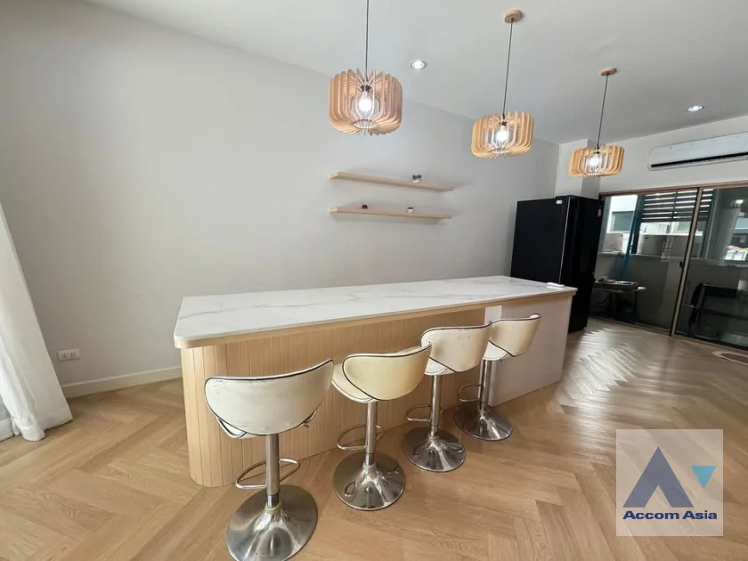  1  3 br Townhouse For Rent in Krungthep Kreetha ,Bangkok  at Newly modern style living place AA46199