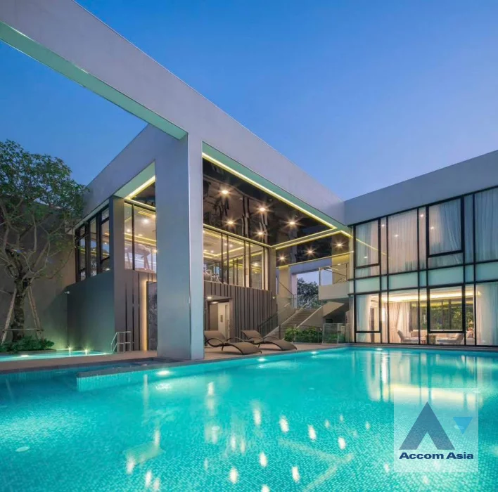 30  3 br Townhouse For Rent in Krungthep Kreetha ,Bangkok  at Newly modern style living place AA46199