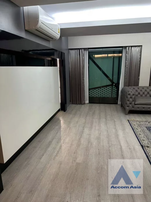 13  3 br House For Rent in Latkrabang ,Bangkok  AA46206