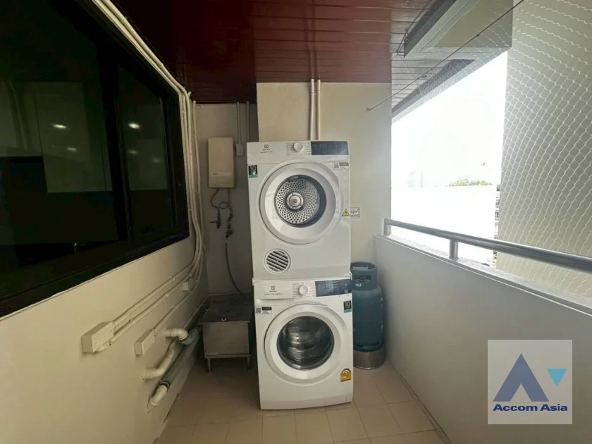37  4 br Apartment for rent and sale in Sukhumvit ,Bangkok MRT Sukhumvit - BTS Asok at Warm Family Atmosphere AA46211