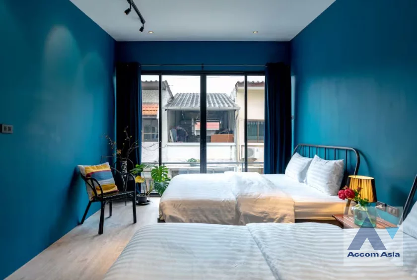4  3 br Townhouse For Rent in Sukhumvit ,Bangkok BTS Thong Lo AA46233