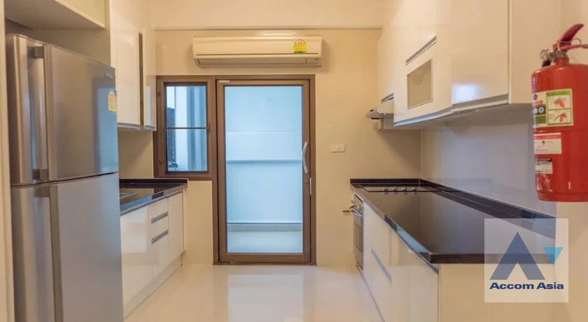 unit 3 Bedrooms  Apartment For Rent in Sathorn, Bangkok  near BTS Chong Nonsi - BRT Technic Krungthep (AA46234)