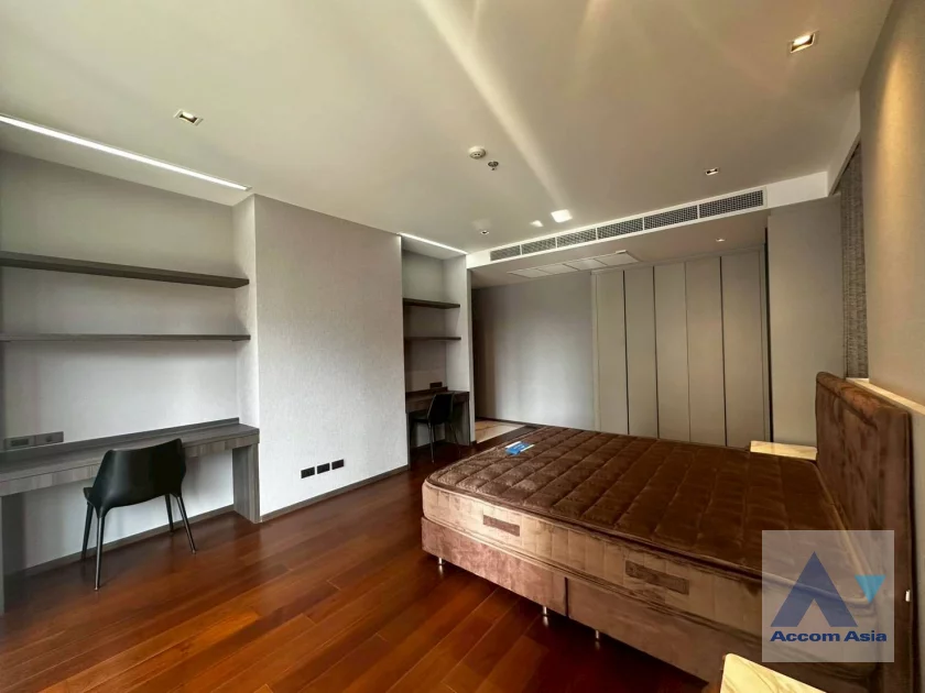 10  2 br Apartment for rent and sale in Sukhumvit ,Bangkok BTS Phrom Phong at Serene Place with Modern Style AA46235