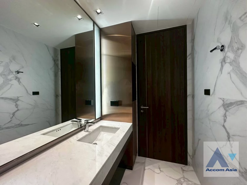 19  2 br Apartment for rent and sale in Sukhumvit ,Bangkok BTS Phrom Phong at Serene Place with Modern Style AA46235