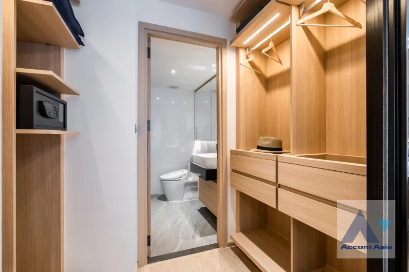 11  2 br Apartment for rent and sale in Sukhumvit ,Bangkok BTS Ekkamai at Luxury apartment AA46247