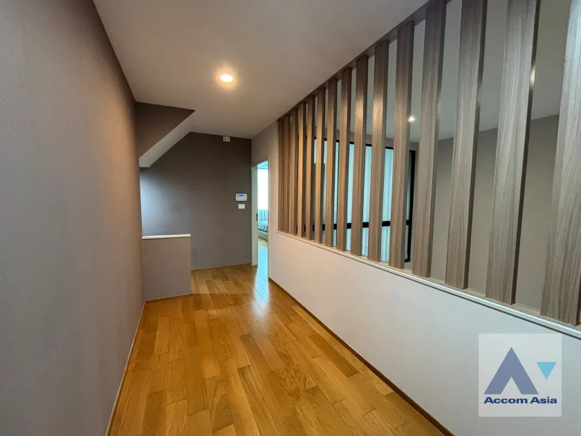 9  3 br Townhouse for rent and sale in Krungthep Kreetha ,Bangkok  at Nirvana Define Srinakarin-Rama9 AA46256