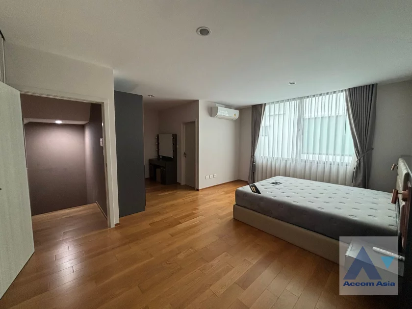 10  3 br Townhouse for rent and sale in Krungthep Kreetha ,Bangkok  at Nirvana Define Srinakarin-Rama9 AA46256