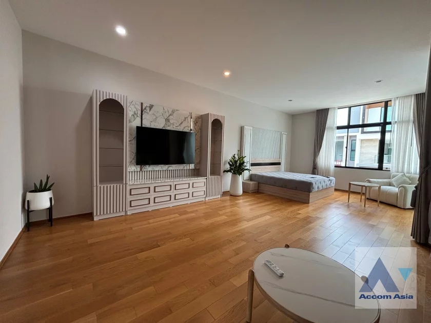 4  3 br Townhouse for rent and sale in Krungthep Kreetha ,Bangkok  at Nirvana Define Srinakarin-Rama9 AA46256