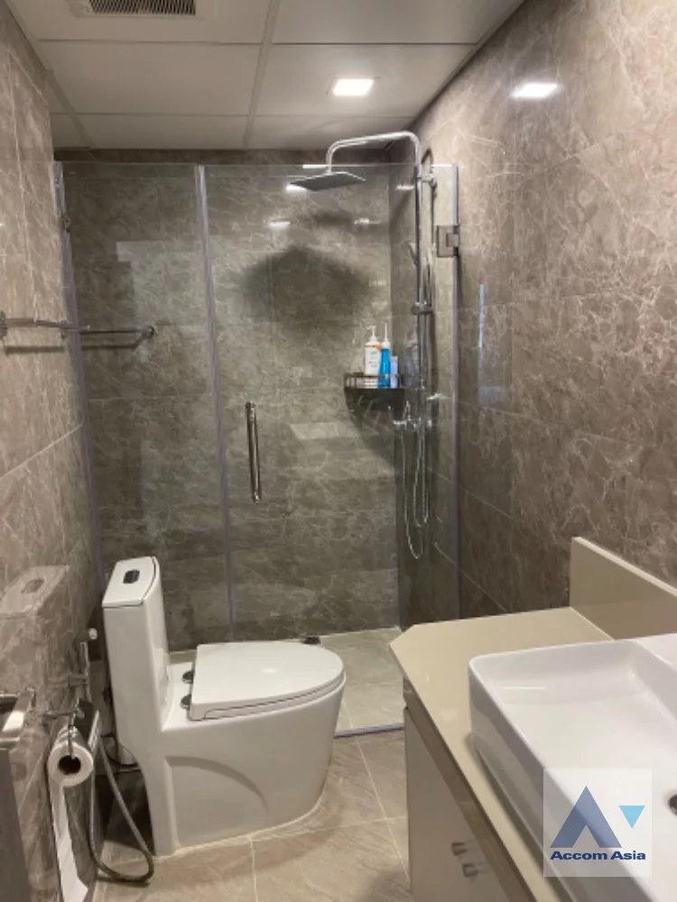 14  3 br Condominium For Rent in Ratchadaphisek ,Bangkok  at Sun Palace AA46257