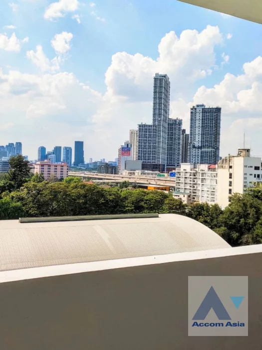 18  3 br Condominium For Rent in Ratchadaphisek ,Bangkok  at Sun Palace AA46257