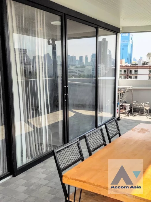 7  3 br Condominium For Rent in Ratchadaphisek ,Bangkok  at Sun Palace AA46257