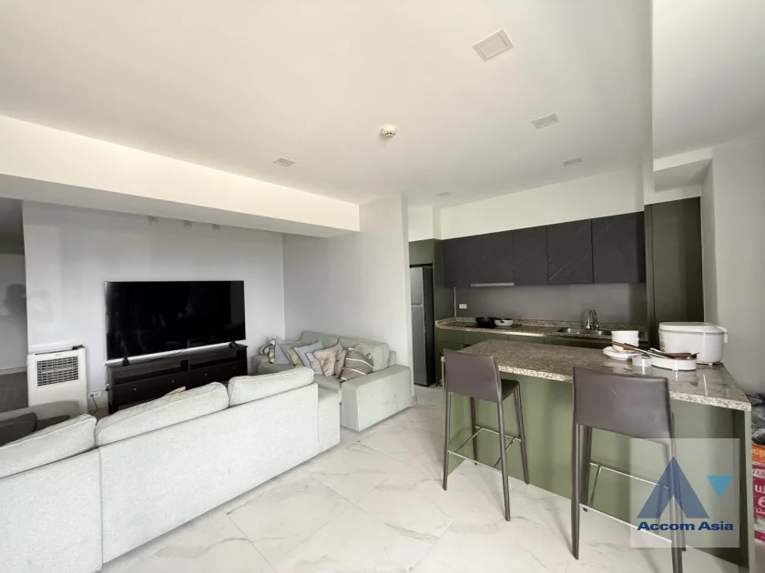 4  3 br Condominium For Rent in Ratchadaphisek ,Bangkok  at Sun Palace AA46257