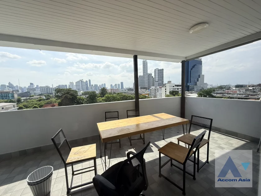 20  3 br Condominium For Rent in Ratchadaphisek ,Bangkok  at Sun Palace AA46257